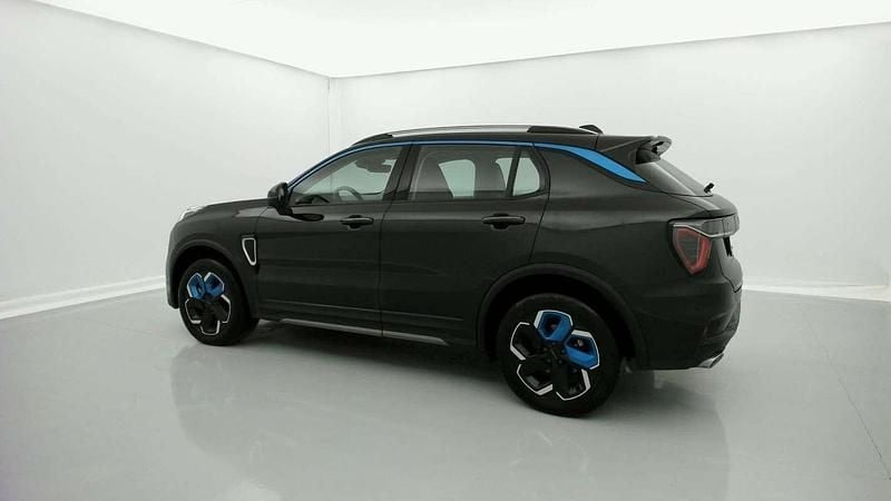 Begagnad Lynk & Co 01 197 HK (144 kW) 2022 Svart SUV