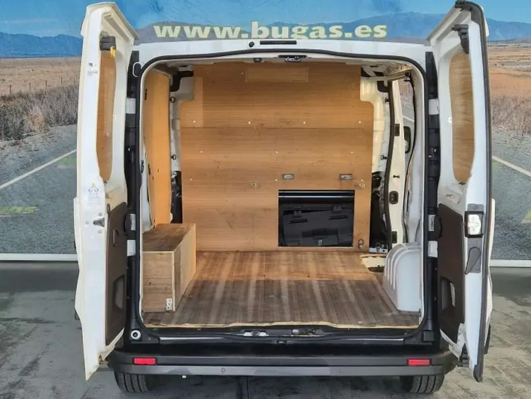 Usado Renault Trafic 95 CV (69 kW) 2019 Monovolumen