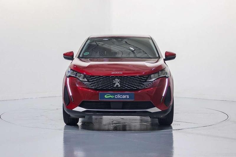 Usado Peugeot 3008 Active 131 CV (96 kW) 2021 Rojo SUV