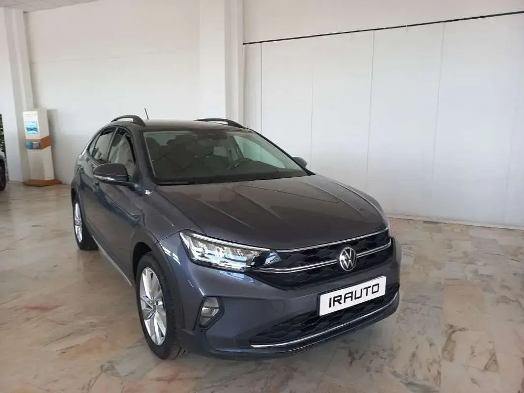 Usado VW Taigo Life 110 CV (80 kW) 2022 Gris SUV