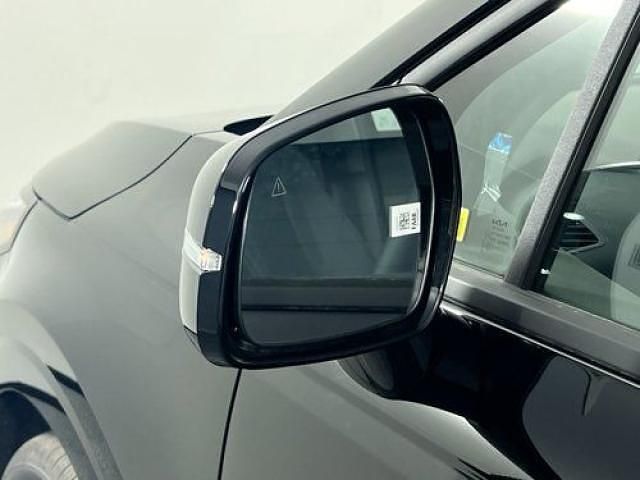 Usado Kia Carnival LX 268 CV (197 kW) 2024 Negro Monovolumen