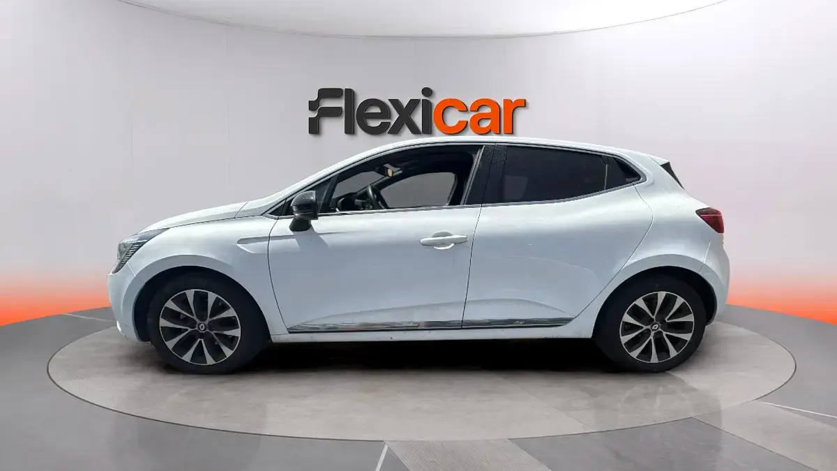 Usado Renault Clio V Techno 140 CV (102 kW) 2023 Blanco Berlina