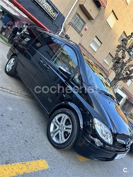 Usado Mercedes Viano 204 CV (150 kW) 2009 Negro Monovolumen