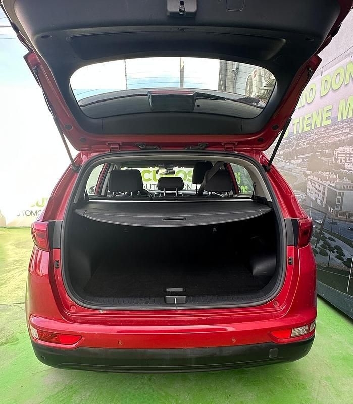 Usado Kia Sportage 132 CV (97 kW) 2018 Rojo SUV