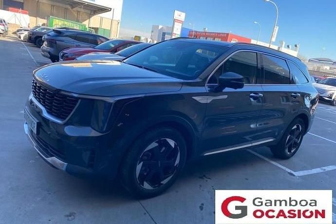 Usado Kia Sorento 252 CV (185 kW) 2025 Gris SUV