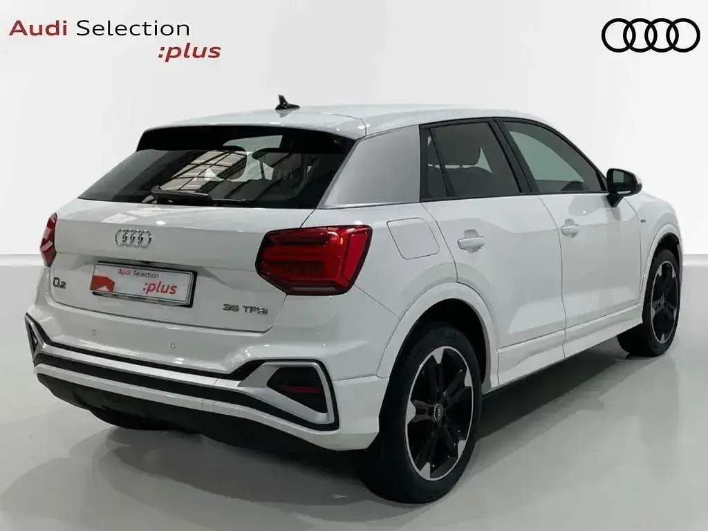 Usado Audi Q2 S-Line 150 CV (110 kW) 2022 Blanco SUV