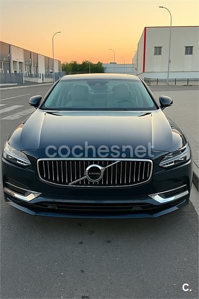 Azul Usado 2018 Volvo S90 Inscription Berlina | 26.000 € (Precio justo) - Imagen 1/4