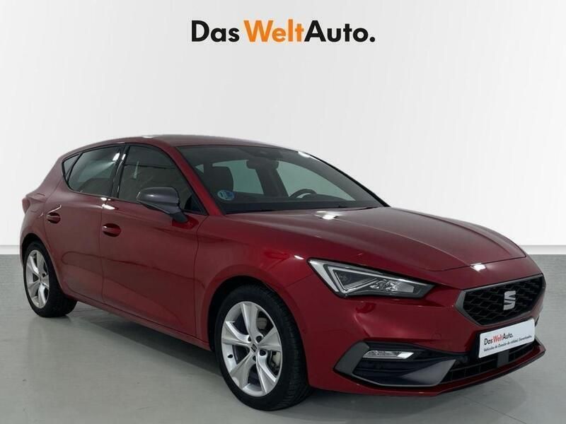 Rojo Usado 2024 Seat Leon FR Berlina | 26.160 € (Precio justo) - Imagen 1/4