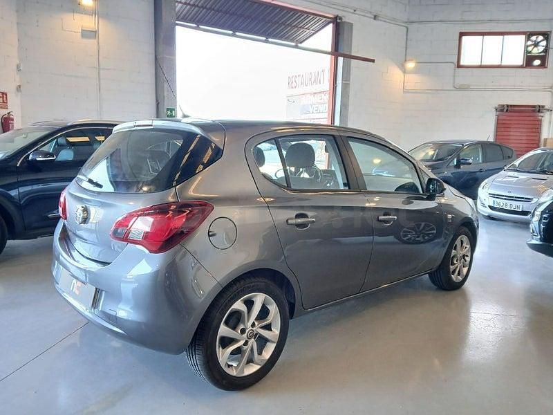Usado Opel Corsa 90 CV (66 kW) 2019 Gris / plata Utilitario