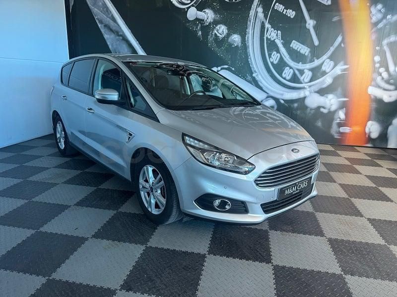Usado Ford S-MAX Vignale 150 CV (110 kW) 2018 Gris / plata Monovolumen