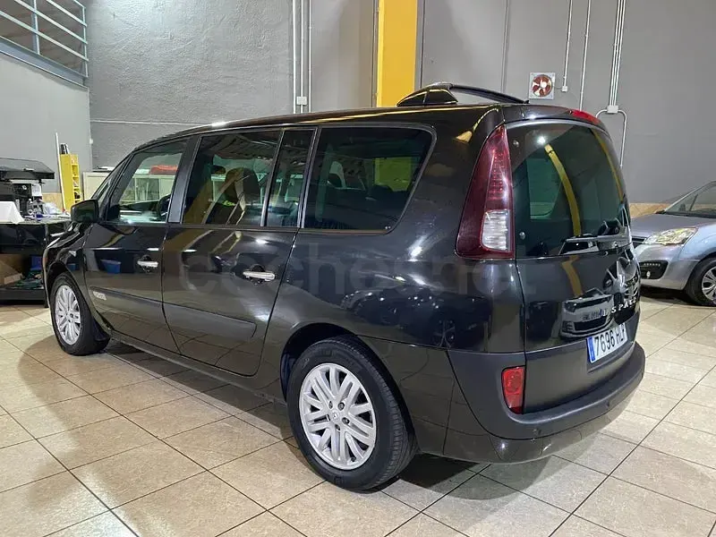 Usado Renault Grand Espace Initiale 150 CV (110 kW) 2012 Negro Monovolumen