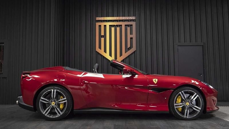 Usado Ferrari Portofino 600 CV (441 kW) 2020 Rojo Descapotable