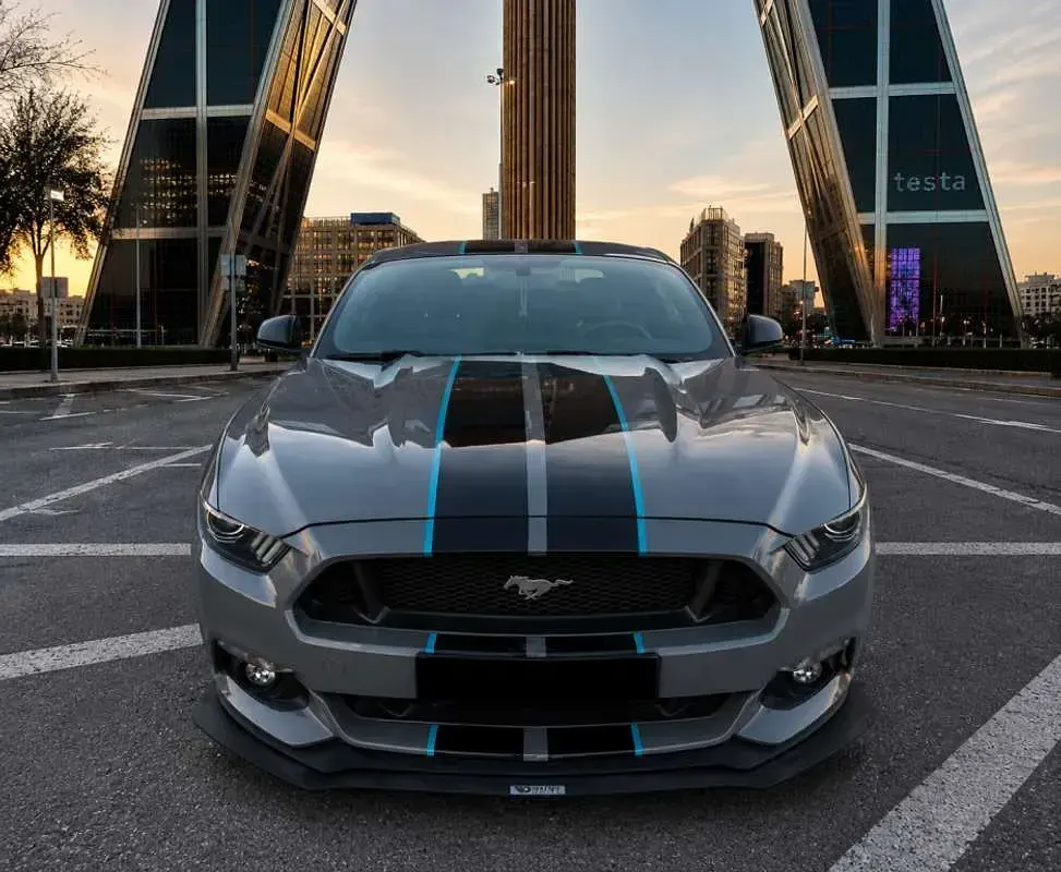 Usado Ford Mustang Fastback 314 CV (230 kW) 2017 Gris Coupe