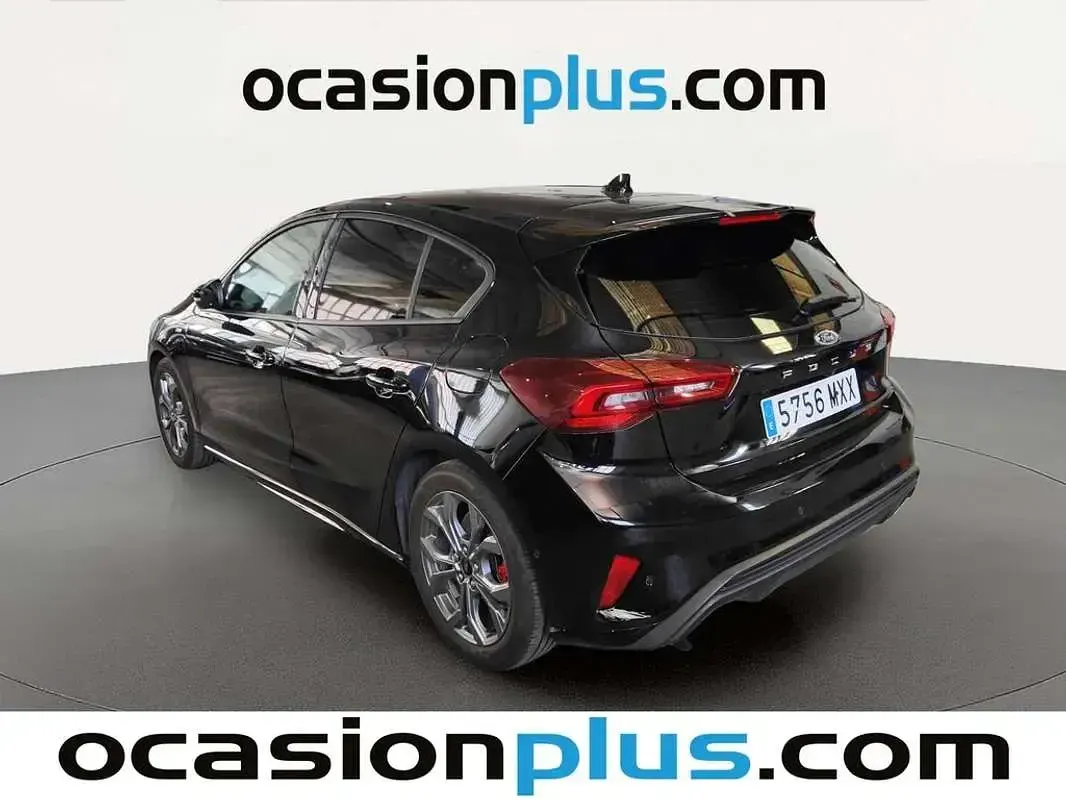 Usado Ford Focus ST-Line 125 CV (91 kW) 2025 Negro Utilitario