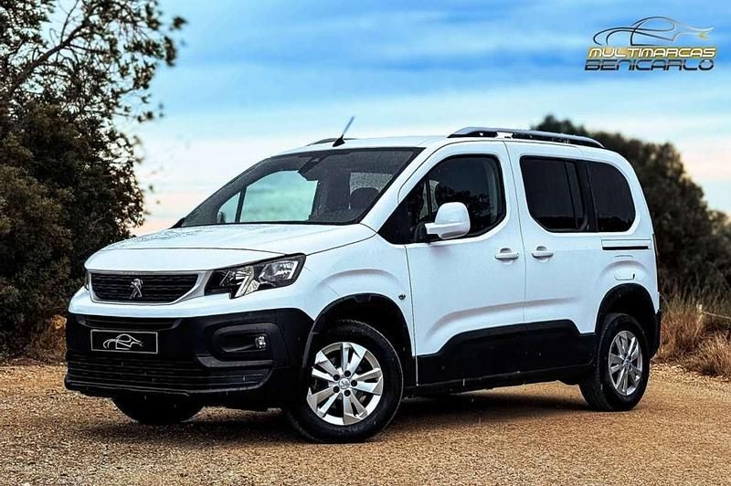 Usado Peugeot Rifter Active 102 CV (75 kW) 2019 Blanco Monovolumen