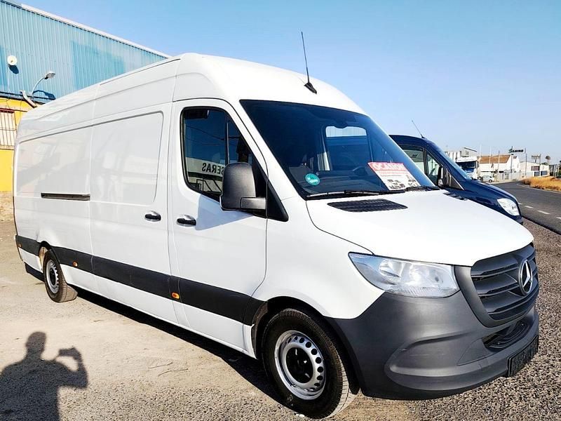 Blanco Usado 2022 Mercedes Sprinter Van | 24.999 € - Imagen 1/4
