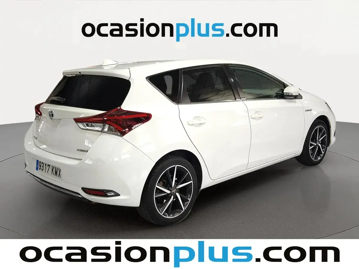 Usado Toyota Auris Edition 136 CV (100 kW) 2018
