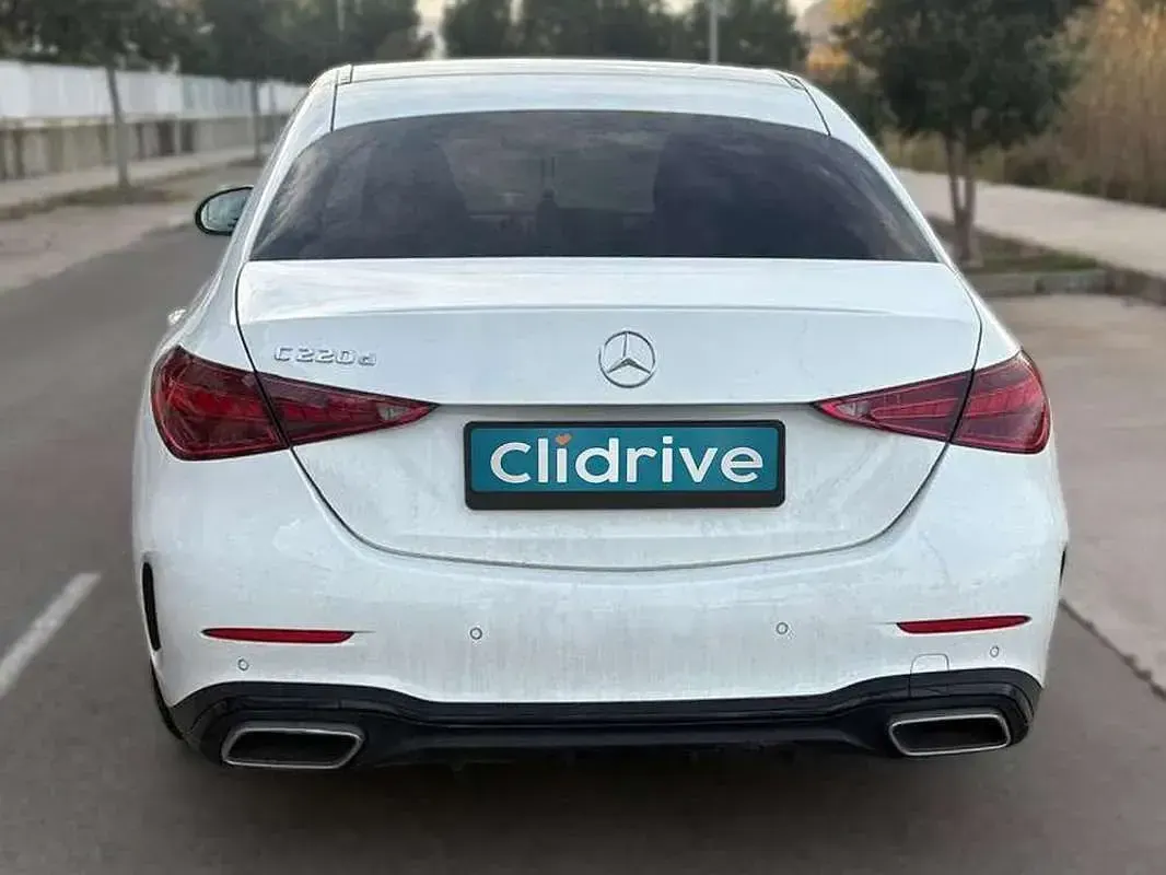 Usado Mercedes C220 200 CV (147 kW) 2022 Blanco Berlina