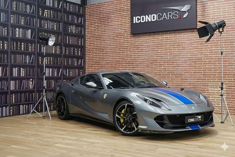 Usado Ferrari 812 809 CV (595 kW) 2021 Gris Coupe