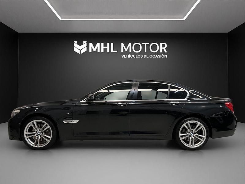Negro Usado 2012 BMW 730 Comfort Edition Berlina | 22.980 € - Imagen 1/4