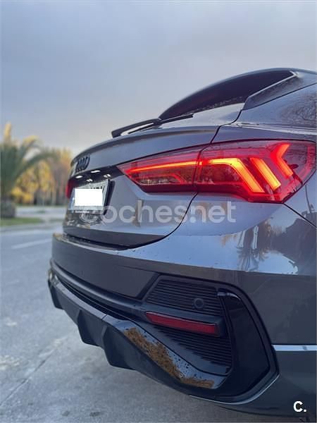 Usado Audi Q3 Sportback Ambiente 150 CV (110 kW) 2024 Gris / plata SUV
