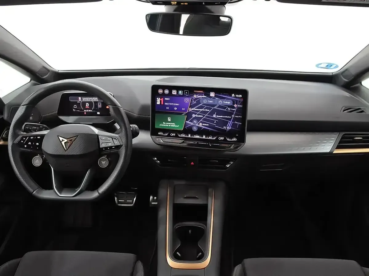 Usado Cupra Born e-Boost 169 kW (231 CV) 2024 Azul Utilitario