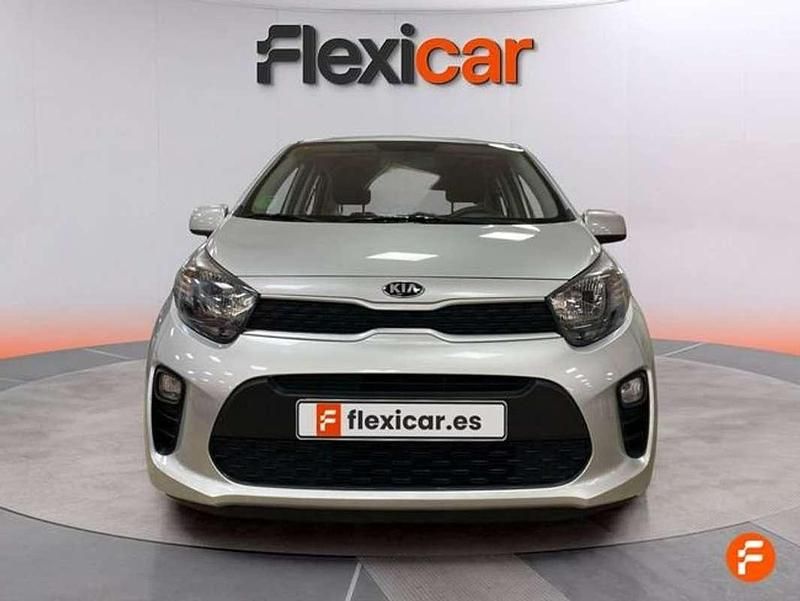 Usado Kia Picanto 67 CV (49 kW) 2021 Gris Utilitario