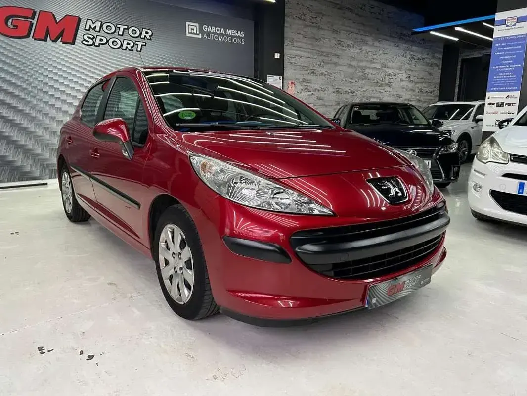 Usado Peugeot 207 75 CV (55 kW) 2007 Burdeos Utilitario