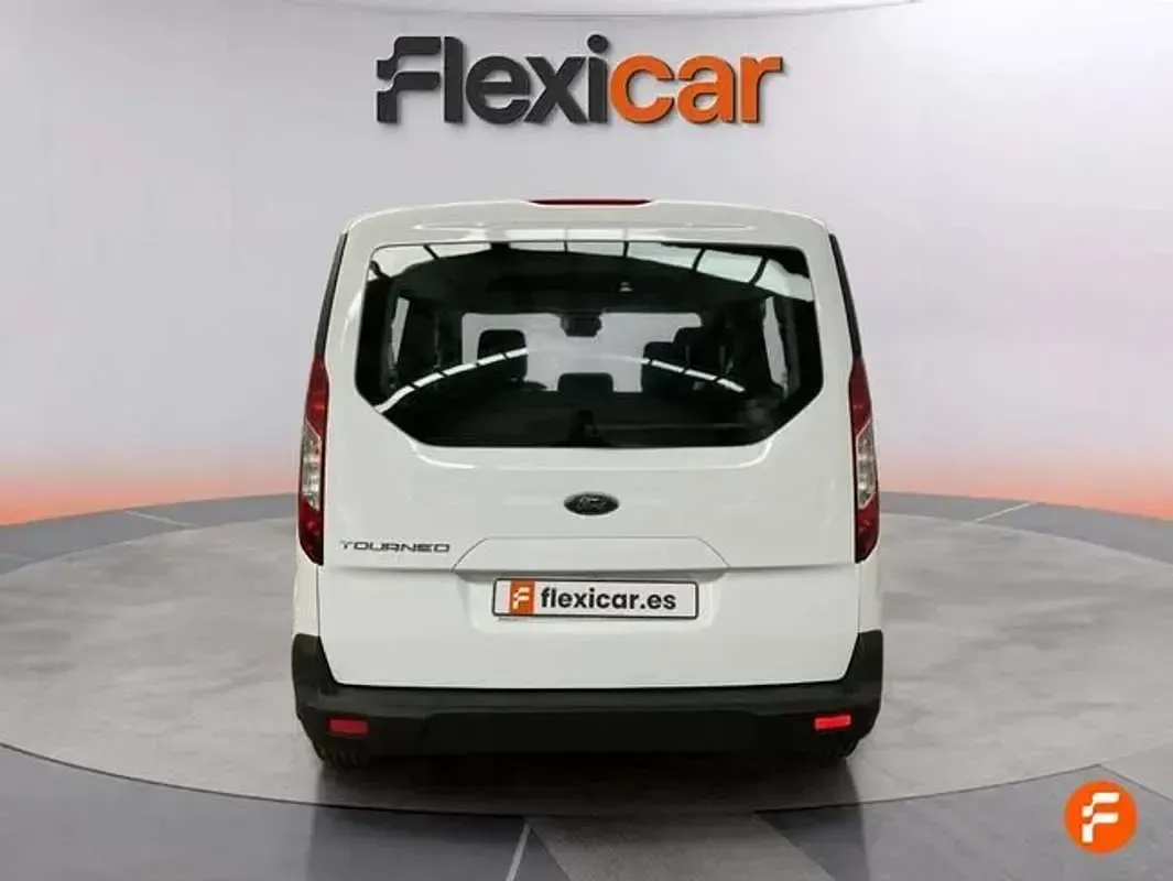 Usado Ford Tourneo Connect Trend 101 CV (74 kW) 2019 Blanco Monovolumen