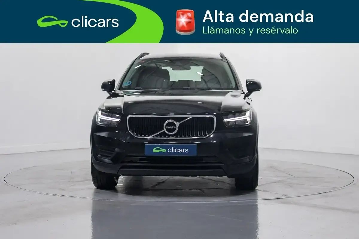Usado Volvo XC40 Momentum 129 CV (94 kW) 2021 Negro SUV