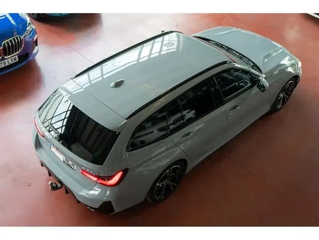 Usado BMW 318 Comfort Edition 150 CV (110 kW) 2025 Gris Familiar
