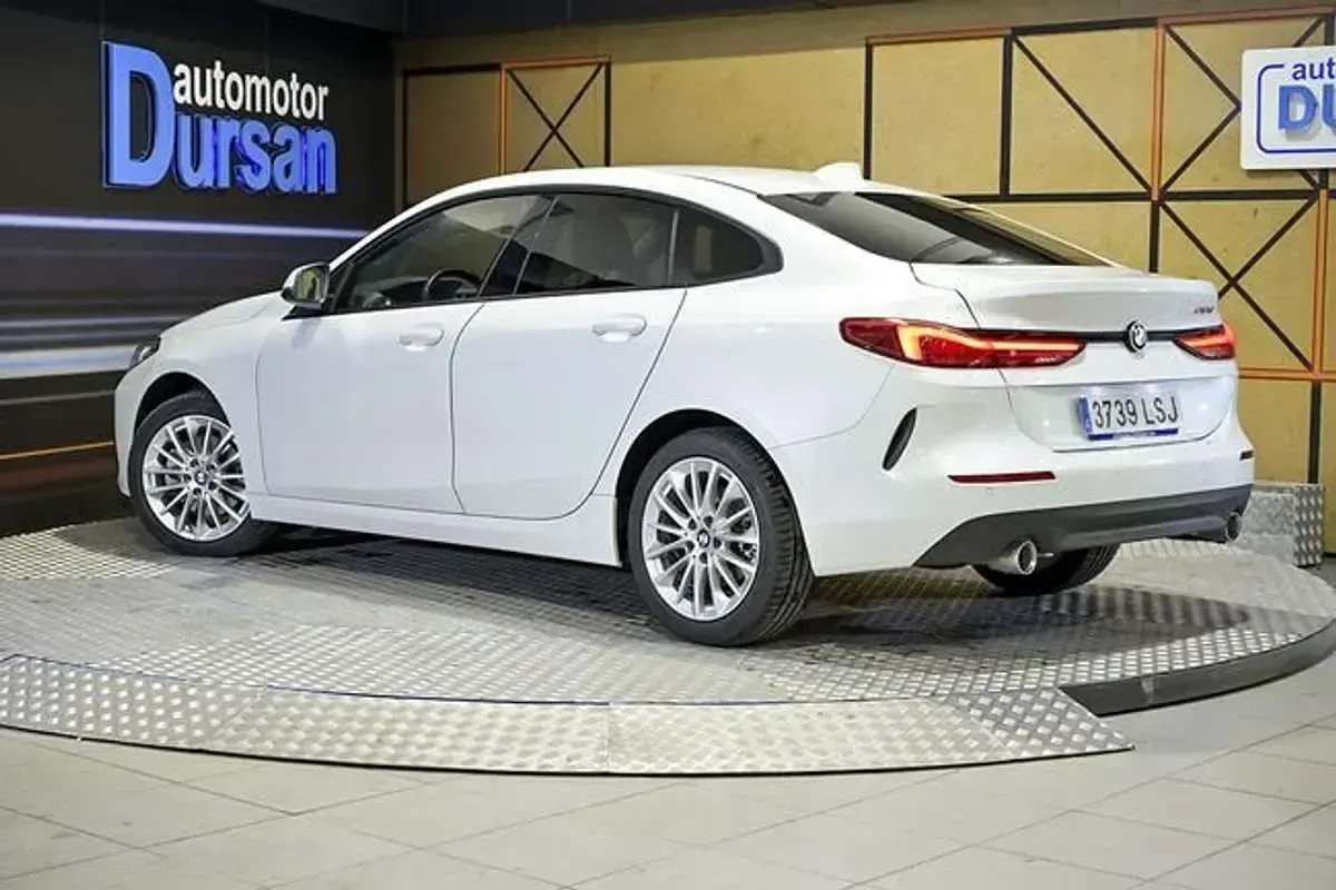 Usado BMW 218 151 CV (111 kW) 2021 Blanco Coupe