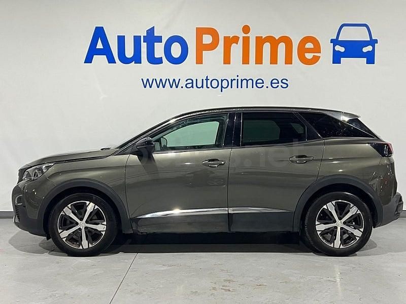 Usado Peugeot 3008 Allure 120 CV (88 kW) 2016 Verde SUV