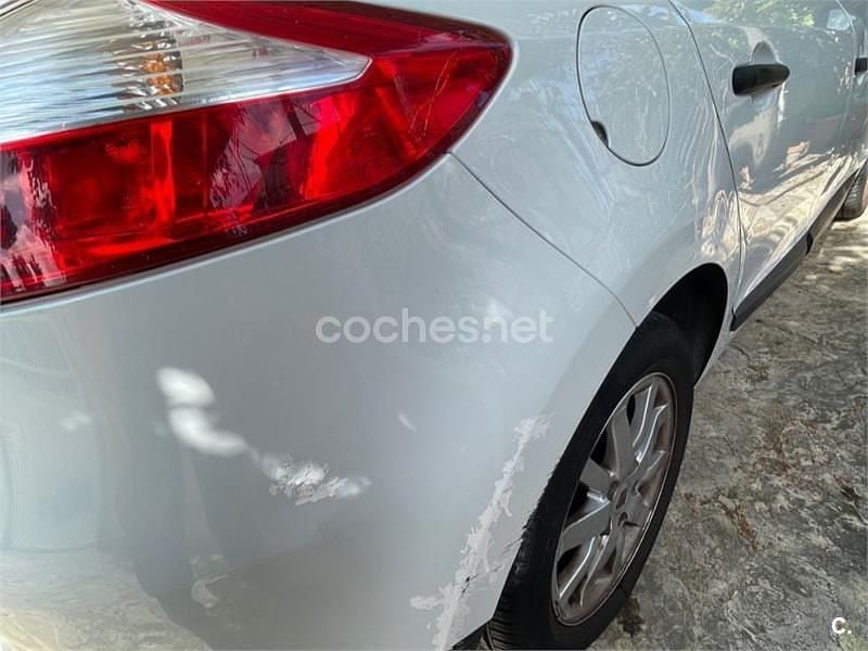 Usado Renault Mégane 85 CV (62 kW) 2010 Blanco Berlina