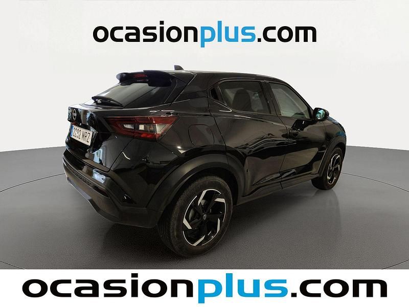 Usado Nissan Juke Acenta 114 HP (83 kW) 2024 Preto SUV