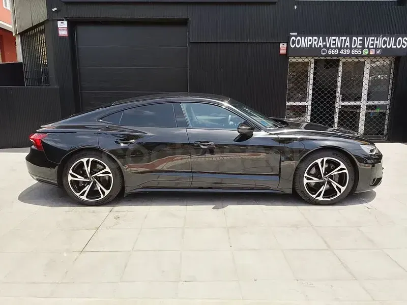 Usado Audi e-tron GT quattro Premium 175 kW (238 CV) 2023 Eléctrico Berlina