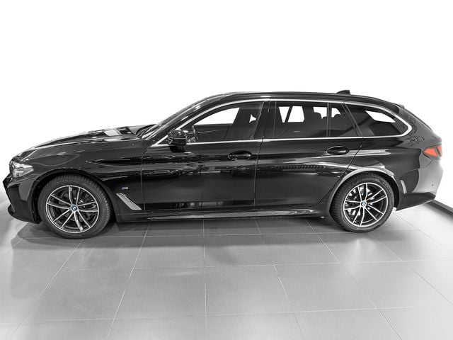 Usado BMW 530e Comfort Edition 299 CV (219 kW) 2025 Negro Familiar