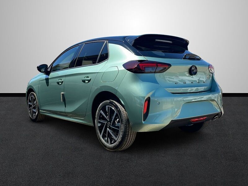 Nuevo Opel Corsa 110 CV (80 kW) 2025 Verde Utilitario
