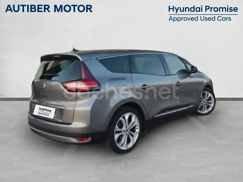 Usado Renault Grand Scénic IV Zen 120 CV (88 kW) 2019 Beige Monovolumen
