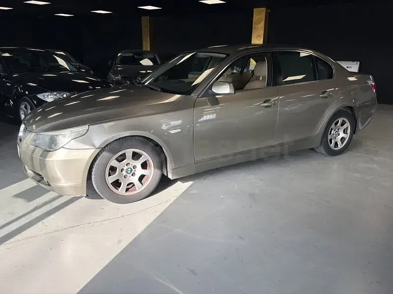 Usado BMW 525 Exclusive 192 CV (141 kW) 2004 Beige Berlina