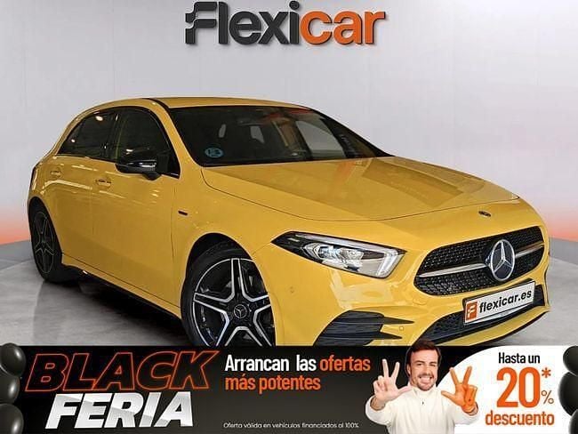 Amarillo Usado 2021 Mercedes A180 Berlina | 26.190 € (Precio justo) - Imagen 1/4