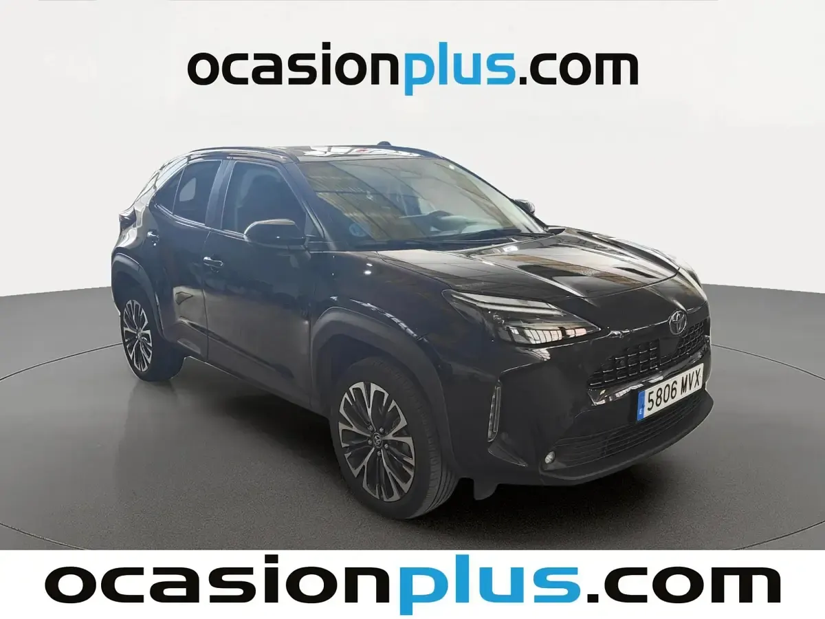 Usado Toyota Yaris Cross Style 116 CV (85 kW) 2024 Negro SUV