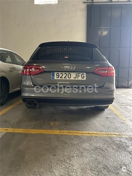 Usado Audi A4 S-Line 150 CV (110 kW) 2015 Gris / plata Familiar
