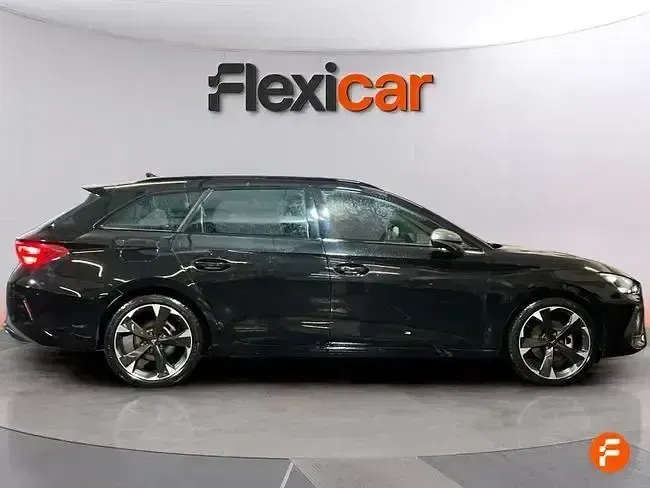 Usado Cupra Leon 150 CV (110 kW) 2025 Negro