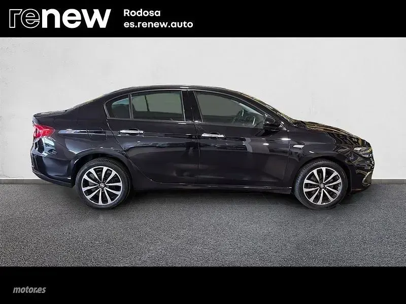 Usado Fiat Tipo Lounge 95 CV (69 kW) 2018 Negro Berlina