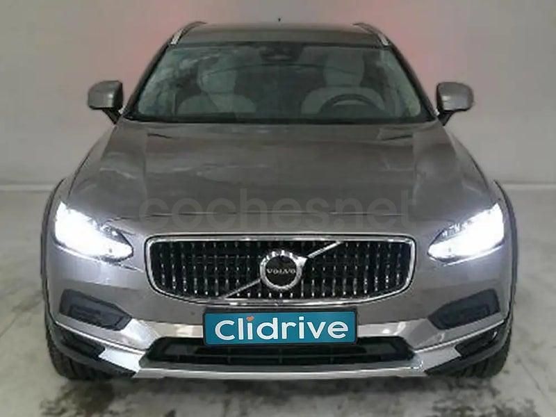 Usado Volvo V90 CC Ultimate 197 CV (144 kW) 2022 Amarillo Familiar