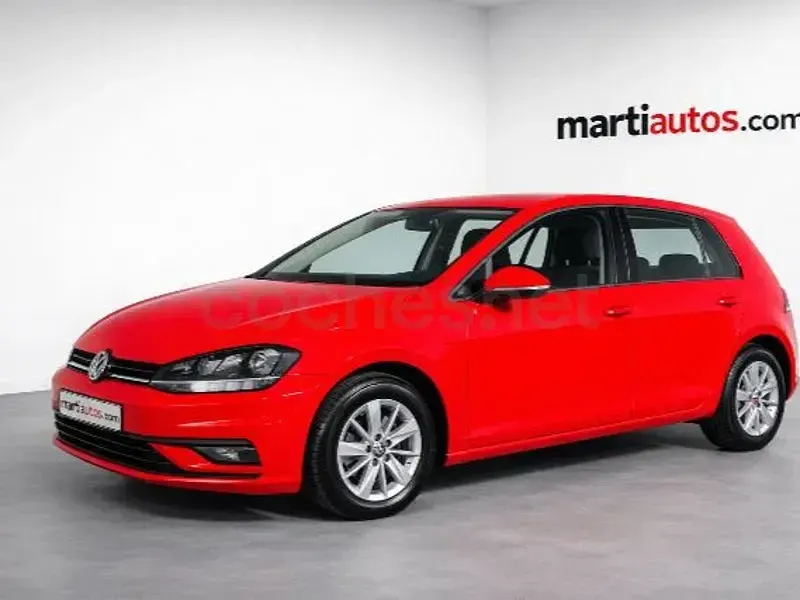 Usado VW Golf VII 115 CV (84 kW) 2019 Rojo Berlina