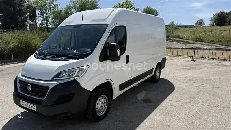 Usado Fiat Ducato 33 115 CV (84 kW) 2012 Blanco Van