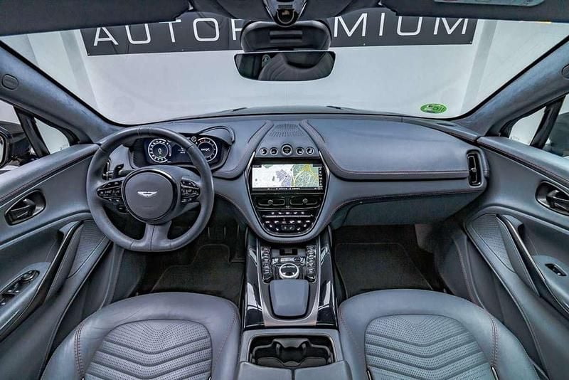 Usado Aston Martin DBX 551 CV (405 kW) 2021 Azul SUV