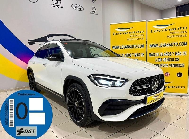 Blanco Usado 2021 Mercedes GLA250 SUV | 39.800 € (Caro) - Imagen 1/4